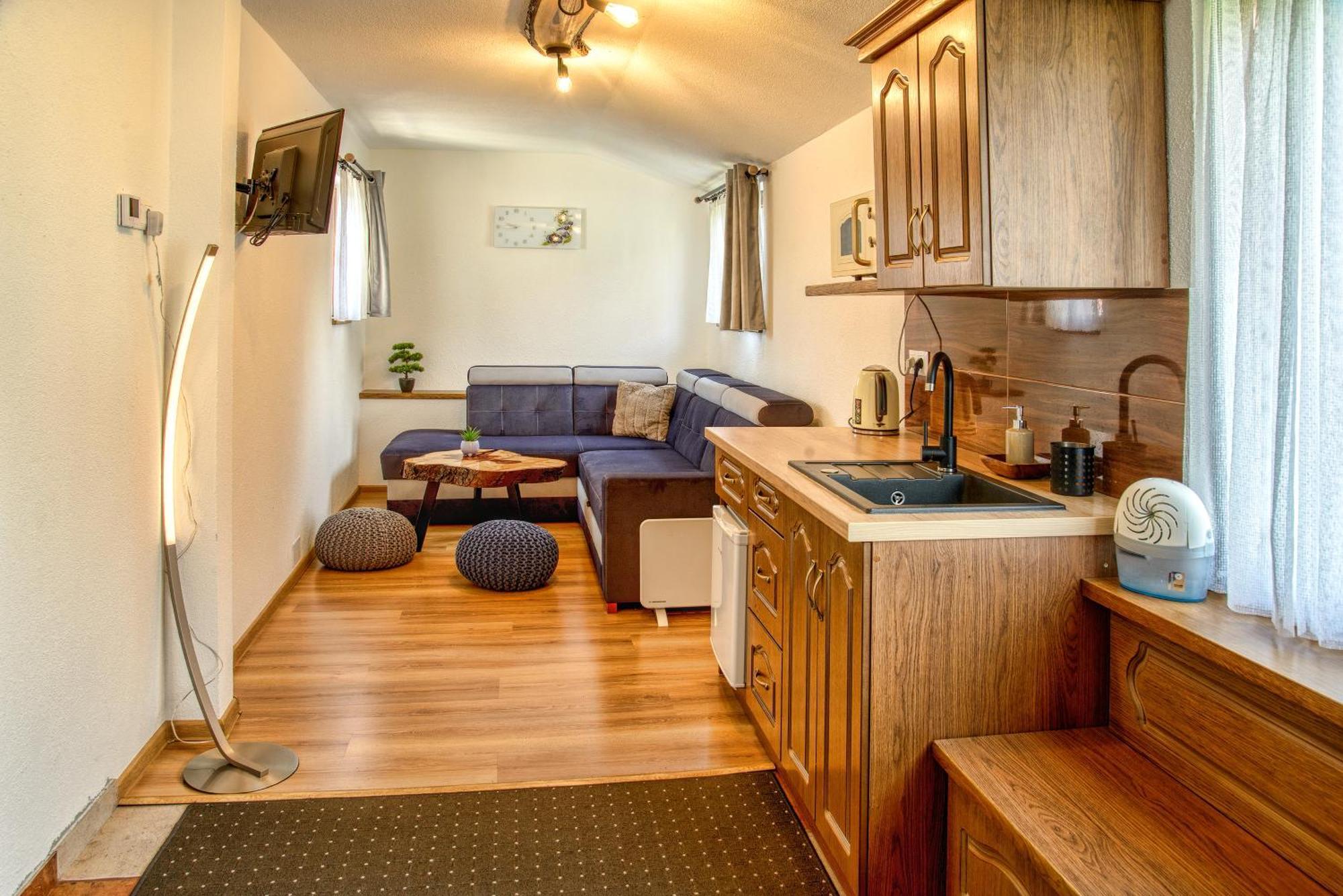 Vela Apartment Maly Slavkov Luaran gambar